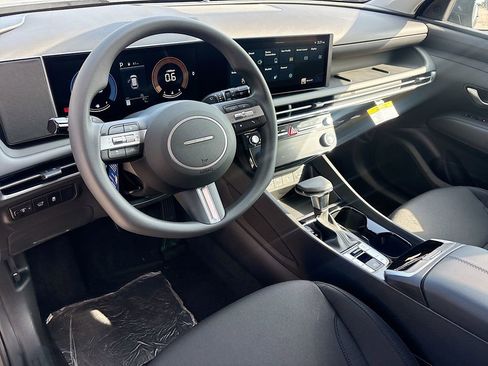 New 2026 Hyundai Tucson SEL image 9