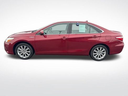 Used 2017 Toyota Camry Hybrid image 4
