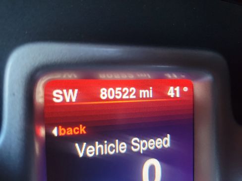 Used 2015 Dodge Journey R/T w/ Flexible Seating Group image 30