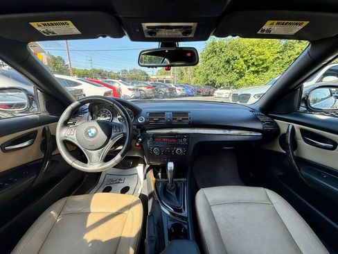 Used 2011 BMW 128i Convertible RWD image 15