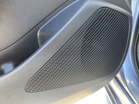 Used 2025 Toyota Corolla LE FWD image 23
