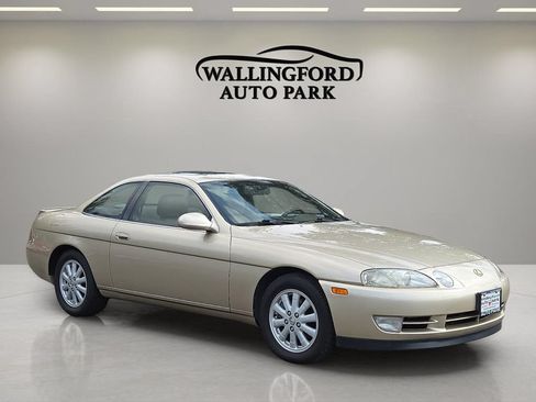 Used 1992 Lexus SC 400 Coupe RWD image 3