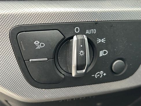 Used 2025 Audi A5 2.0T Premium Plus image 31