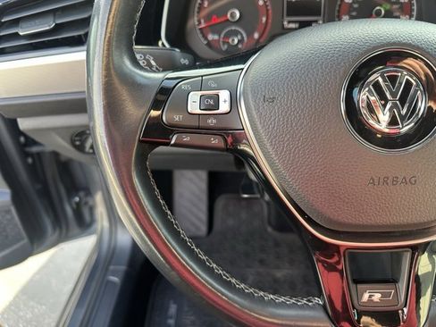 Used 2019 Volkswagen Jetta R-Line image 5