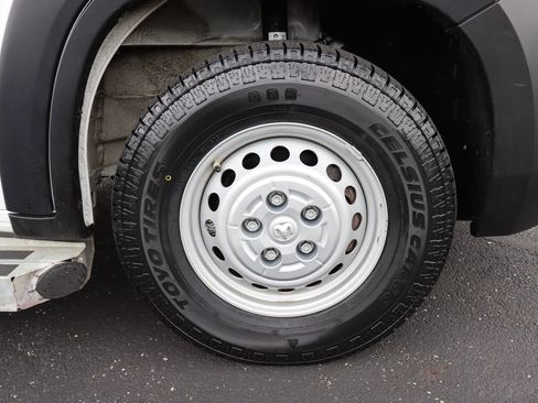 Used 2025 RAM ProMaster 2500 w/ U-Haul Equipment Group FWD image 11