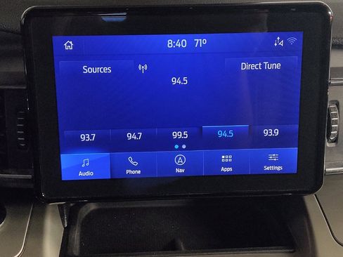 Used 2021 Ford Explorer XLT w/ Equipment Group 202A image 25