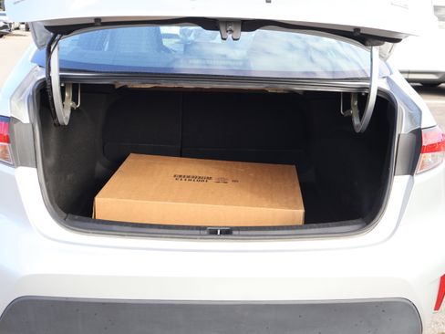 Used 2024 Toyota Corolla LE image 19