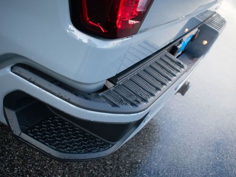 Certified 2025 GMC Sierra 1500 AT4 w/ AT4 Premium Package image 27