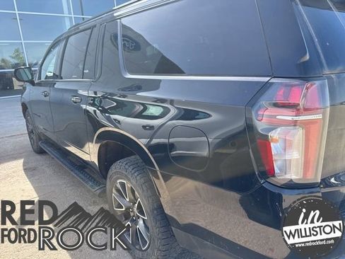Used 2022 Chevrolet Suburban Z71 w/ Max Trailering Package AWD/4WD image 2