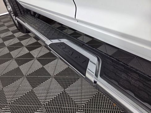 Used 2024 RAM 2500 Big Horn w/ Bed Utility Group image 25