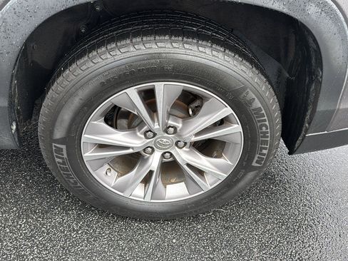 Used 2014 Toyota Highlander Plus image 31