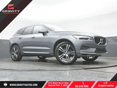 Used 2019 Volvo XC60 T5 Momentum w/ Multimedia Package