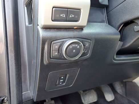 Used 2016 Ford F150 Lariat w/ Equipment Group 501A Mid AWD/4WD image 14