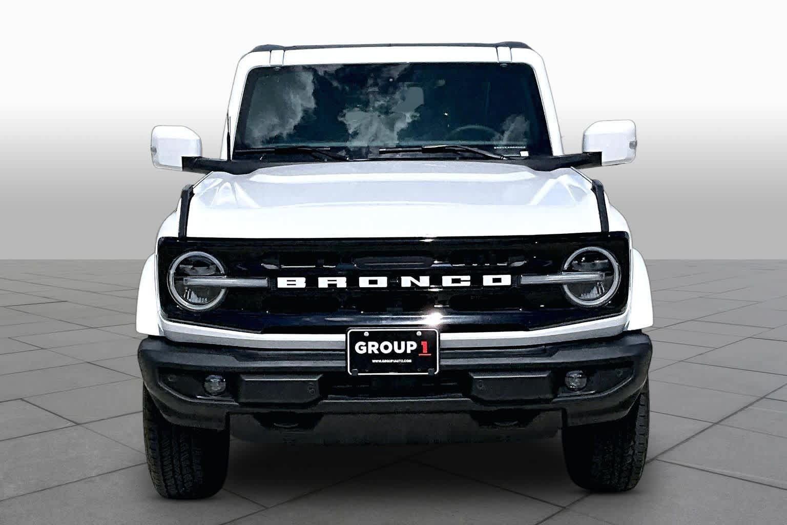 Used 2025 Ford Bronco Outer Banks AWD/4WD image 4