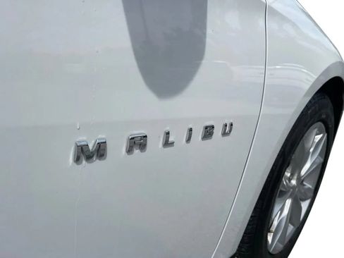 Used 2024 Chevrolet Malibu LT FWD image 11