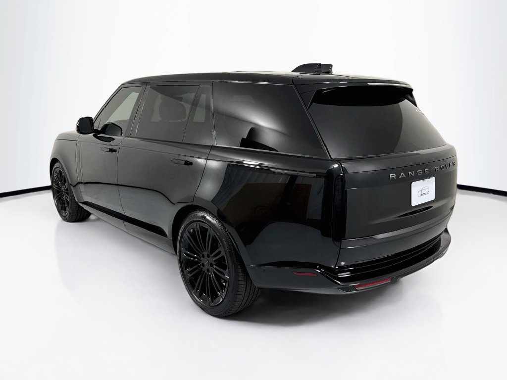 New 2026 Land Rover Range Rover Long Wheelbase SE AWD/4WD image 7