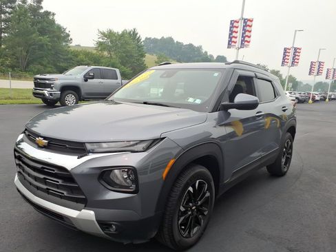 Used 2022 Chevrolet TrailBlazer LT AWD/4WD image 4
