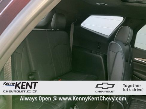 Certified 2023 Buick Enclave Avenir w/ Avenir Technology Package image 14