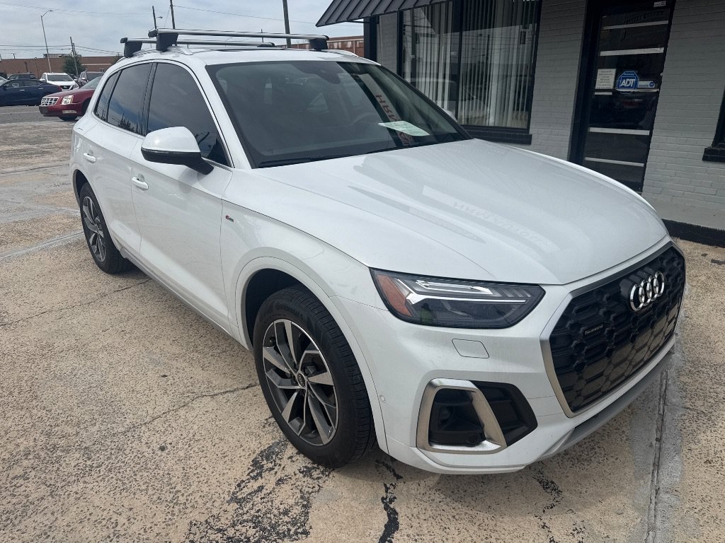 Used 2023 Audi Q5 2.0T Prestige w/ Prestige Package AWD/4WD image 2