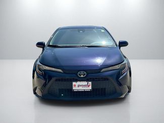 Used 2020 Toyota Corolla LE FWD video 2