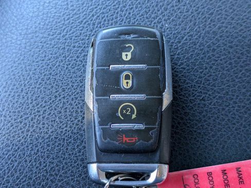 Used 2020 RAM 1500 Big Horn AWD/4WD image 32