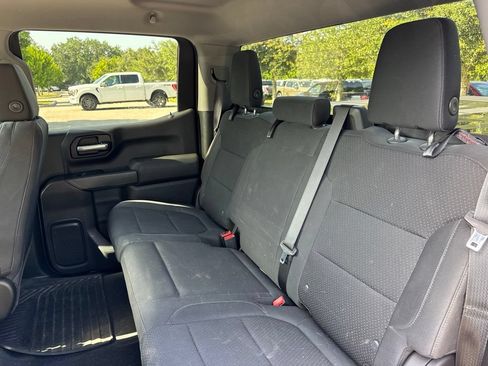 Used 2019 Chevrolet Silverado 1500 Custom Trail Boss w/ Custom Convenience Package AWD/4WD image 11