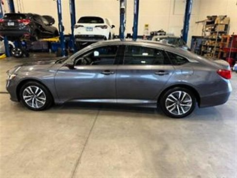 Used 2018 Honda Accord Hybrid image 13