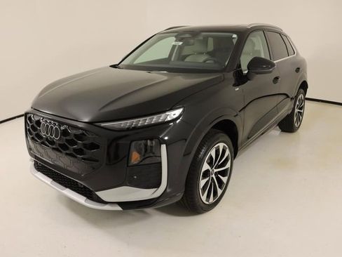 New 2026 Audi Q3 quattro 2.0T image 1
