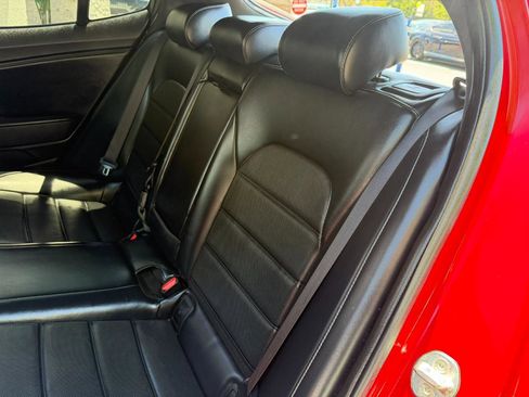 Used 2018 Kia Stinger GT2 image 45