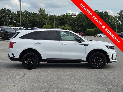 Used 2023 Kia Sorento SX AWD/4WD image 6