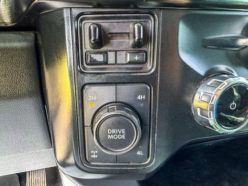 Used 2024 Ford F250 Lariat w/ Lariat Ultimate Package AWD/4WD image 18