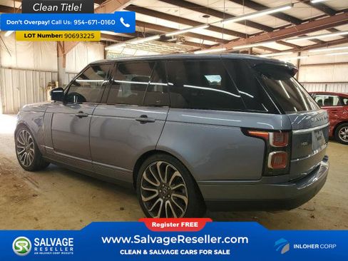 Used 2018 Land Rover Range Rover HSE AWD/4WD image 3