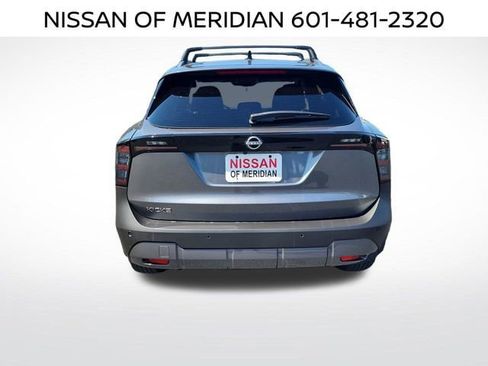 New 2026 Nissan Kicks SV w/ Charging Package FWD image 4