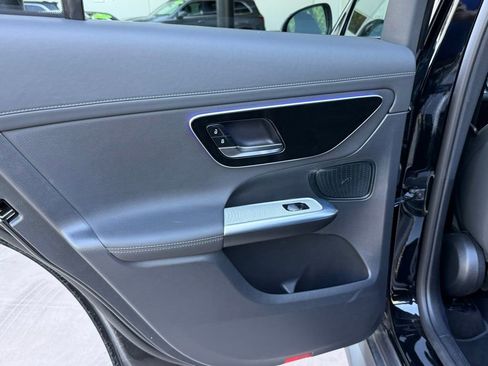 Certified 2026 Mercedes-Benz GLC 300 image 23