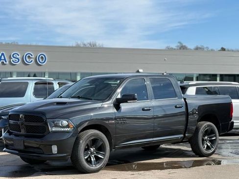 Used 2018 RAM 1500 Sport w/ Quick Order Package 26Q Night image 29