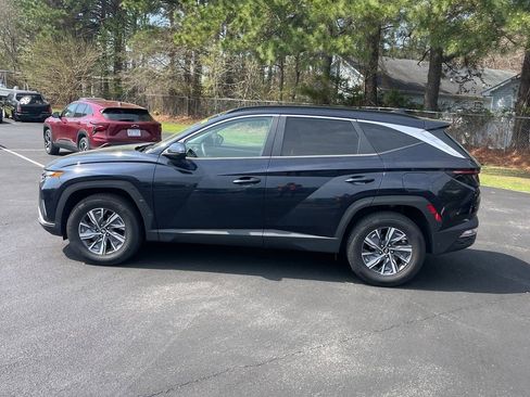 Used 2022 Hyundai Tucson Blue image 6