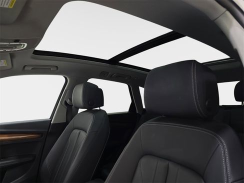 Certified 2023 Audi Q5 2.0T Premium Plus w/ Premium Plus Package image 28