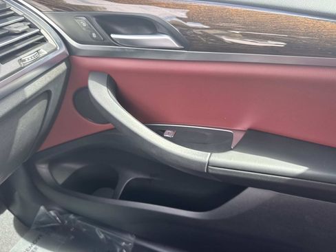 Used 2024 BMW X3 sDrive30i w/ Premium Package image 21