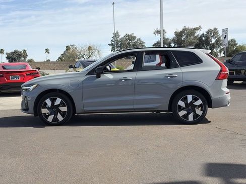 New 2025 Volvo XC60 T8 Plus w/ Protection Package Premier image 10