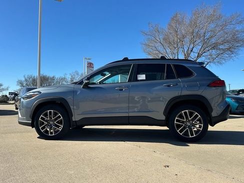 New 2026 Toyota Corolla Cross XLE w/ Convenience Package image 2