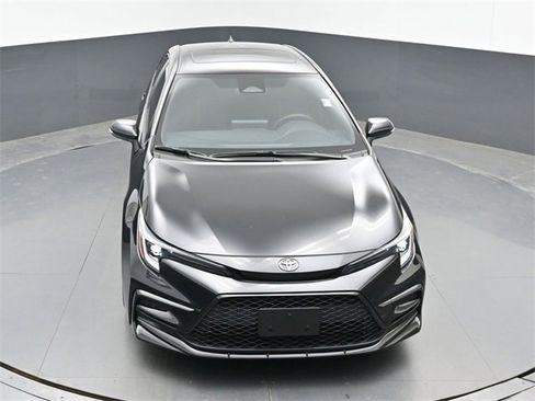 Used 2024 Toyota Corolla SE w/ SE Premium Package image 34