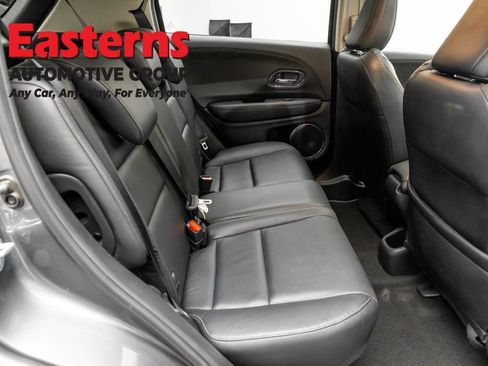 Used 2021 Honda HR-V EX-L image 22