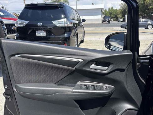 Used 2020 Honda Fit EX image 6