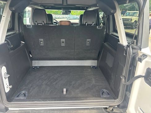 Used 2024 Ford Bronco Outer Banks AWD/4WD image 42