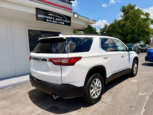 Used 2021 Chevrolet Traverse LT AWD/4WD image 14