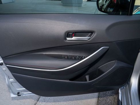 Certified 2025 Toyota Corolla SE image 11