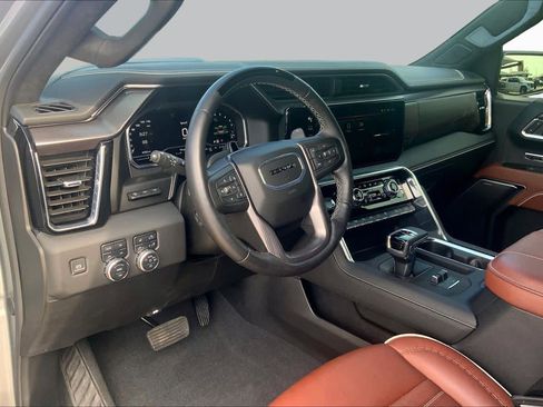 Used 2025 GMC Sierra 1500 Denali Ultimate AWD/4WD image 17