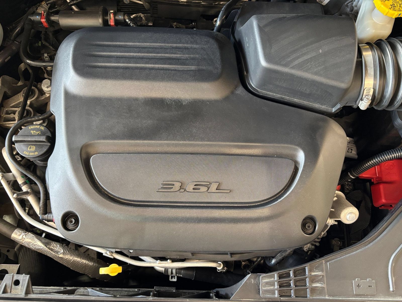 Used 2024 Chrysler Pacifica Touring-L FWD image 33