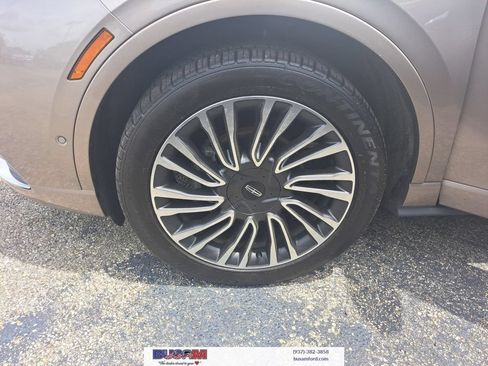 Used 2020 Lincoln Corsair Reserve w/ Equipment Group 202A AWD/4WD image 5