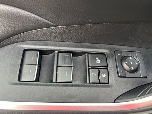 Used 2024 Toyota RAV4 XLE w/ Convenience Package AWD/4WD image 18